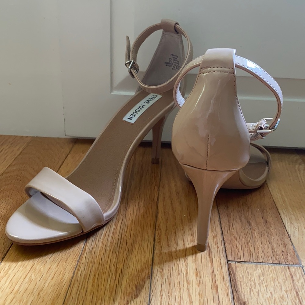 Steve Madden Fantsie Nude Heels